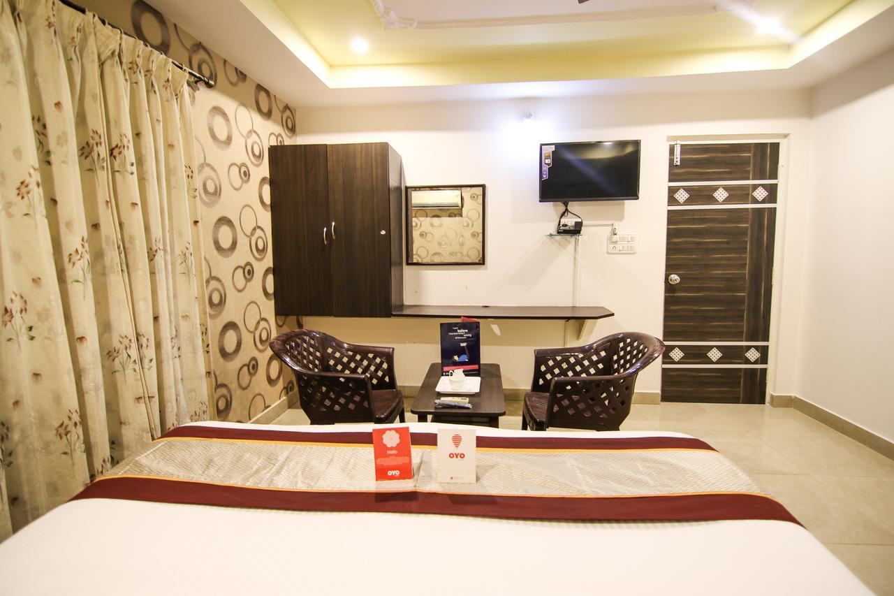 Oyo 9207 Chakri Guest House Visakhapatnam Exterior foto
